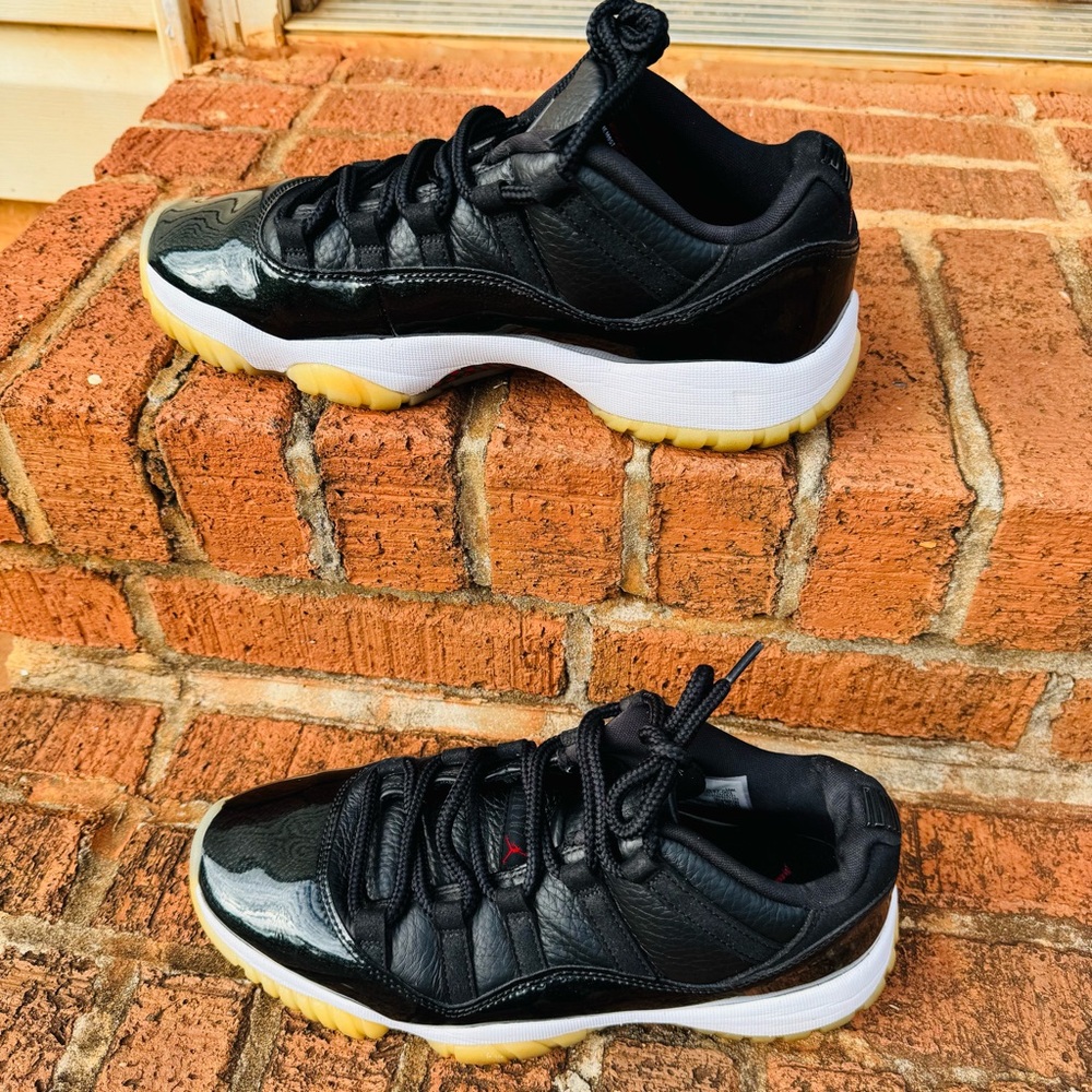 Jordan Black and Yellow Athletic Shoes
